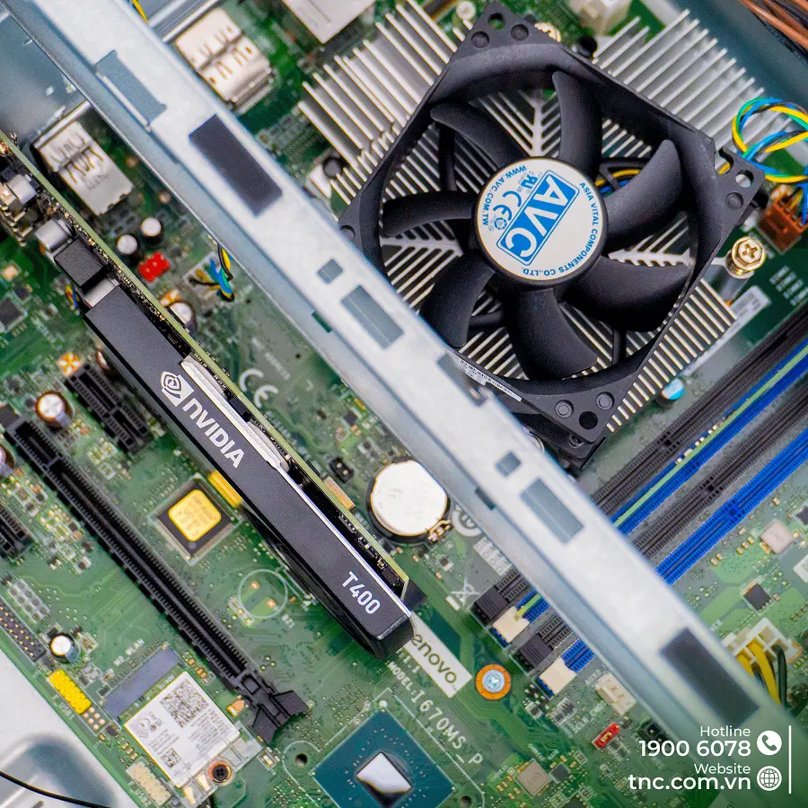 Lenovo-workstation1