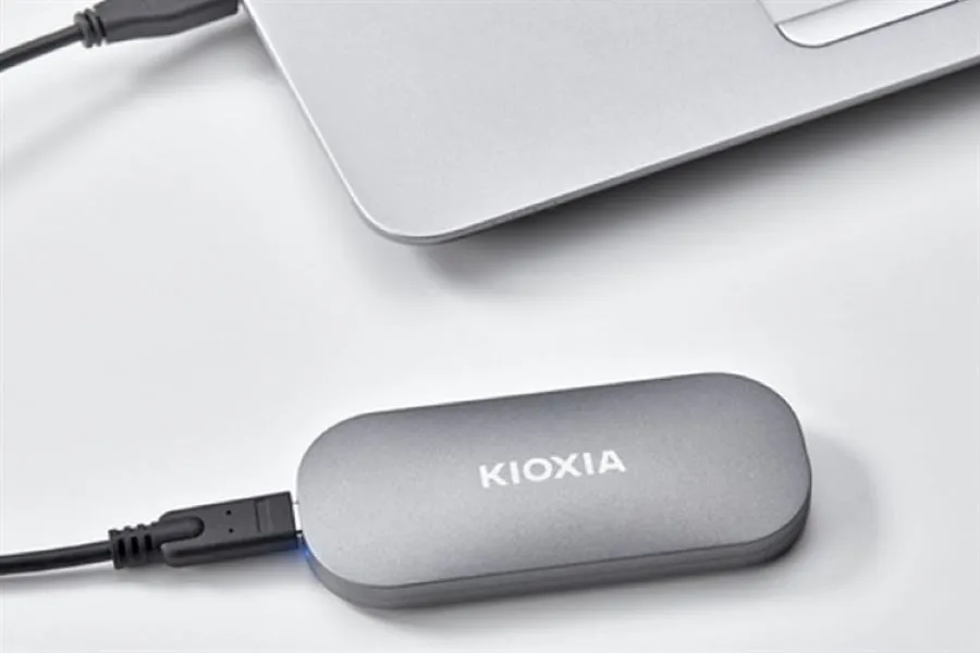 Ổ cứng SSD gắn ngoài Kioxia Exceria Plus Portable 1TB LXD10S001TG8
