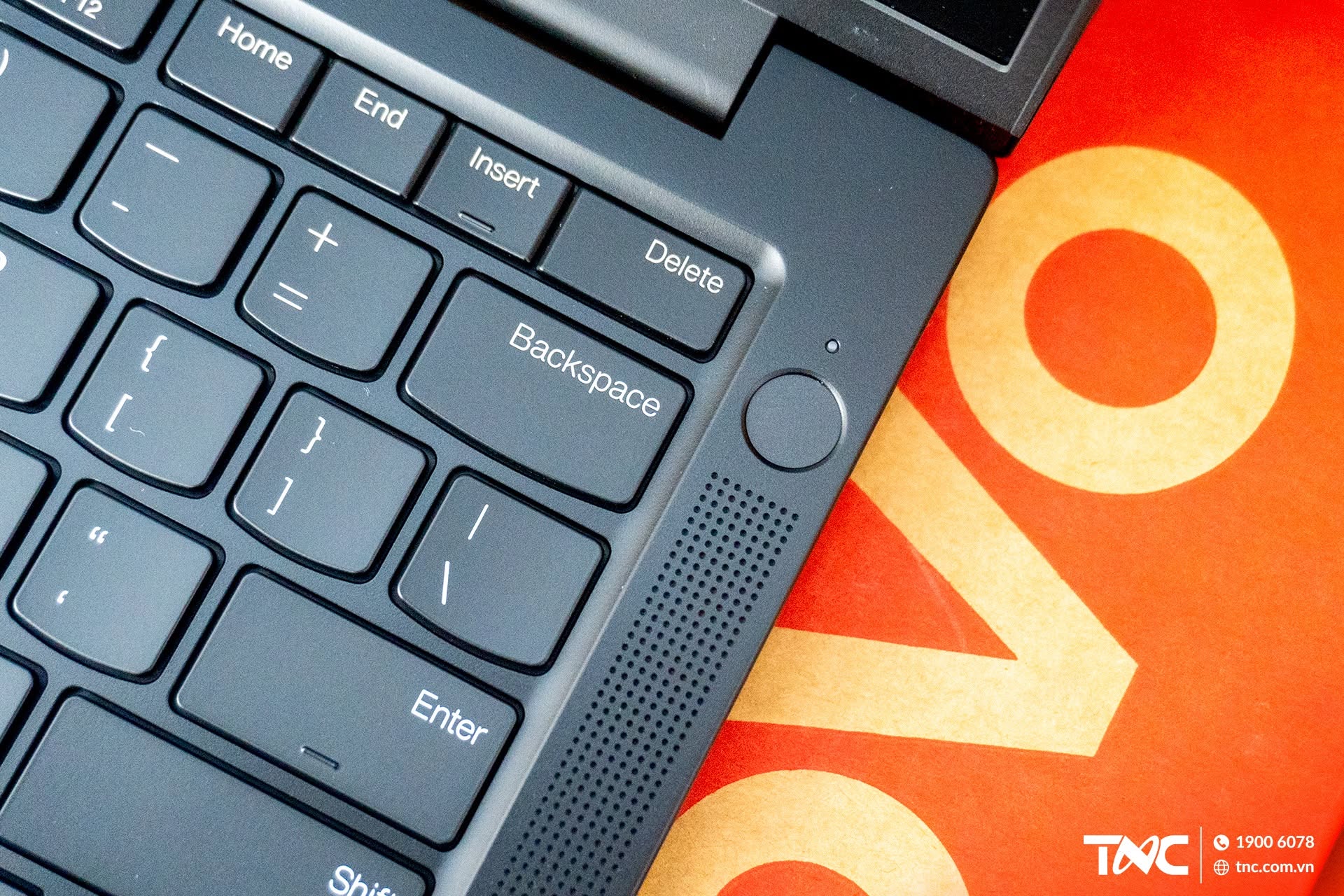Bàn phím và Touchpad thoải mái