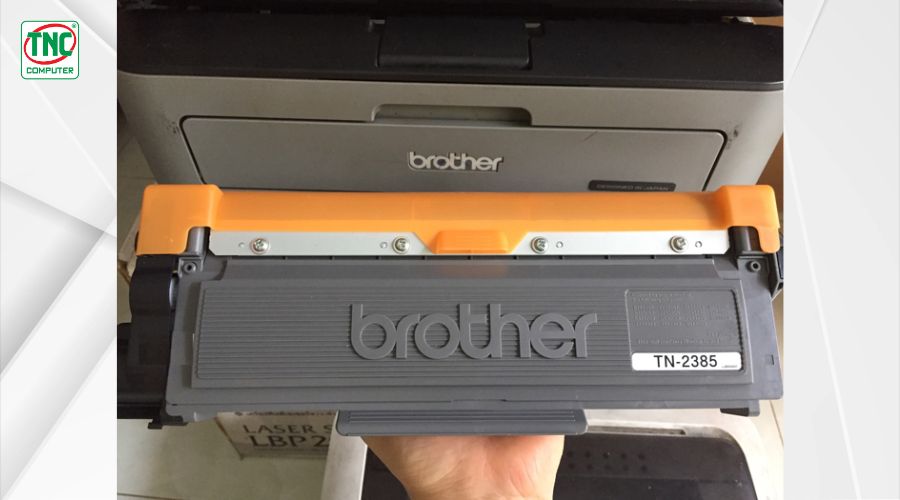 Máy in Brother HL-L2321D báo lỗi toner