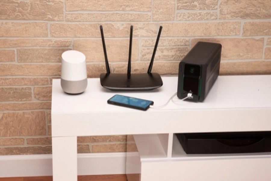 Bộ lưu điện UPS là gì? Cách chọn UPS đúng nhu cầu sử dụng hiện nay bộ lưu điện ups 1