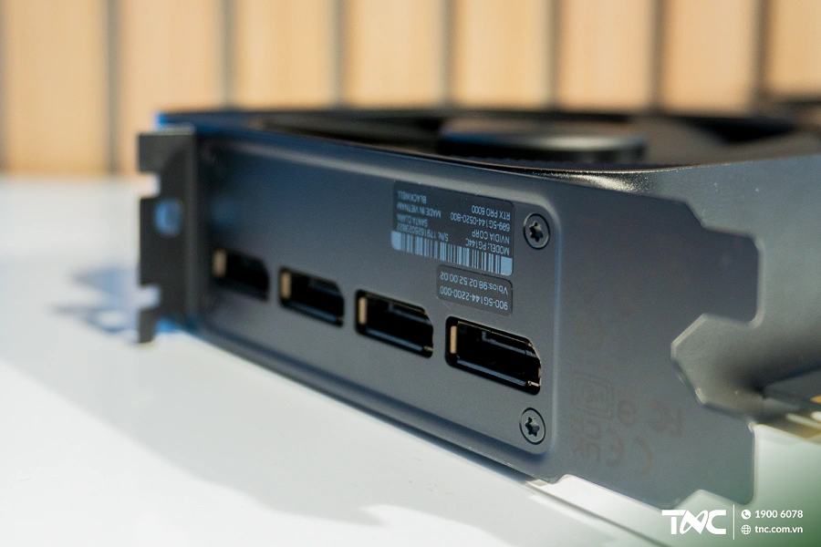 Đánh giá RTX PRO 6000 Blackwell 6