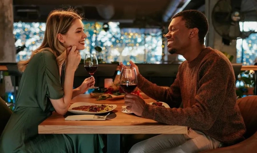 Date là gì? Đi date là gì?