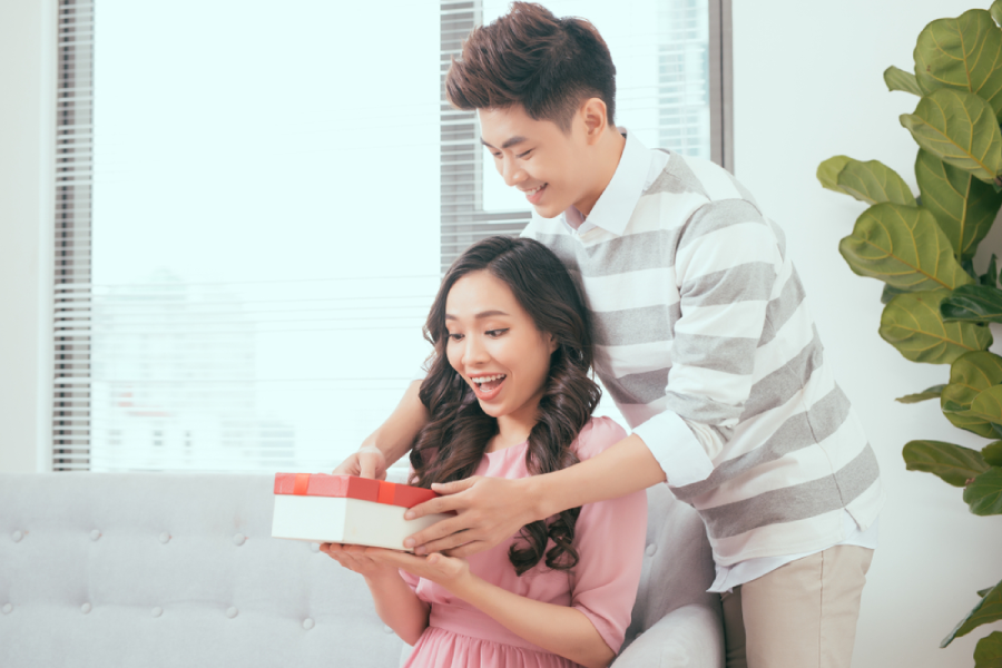 Chăm sóc làn da không chỉ là thói quen mà còn là cách thể hiện tình yêu
