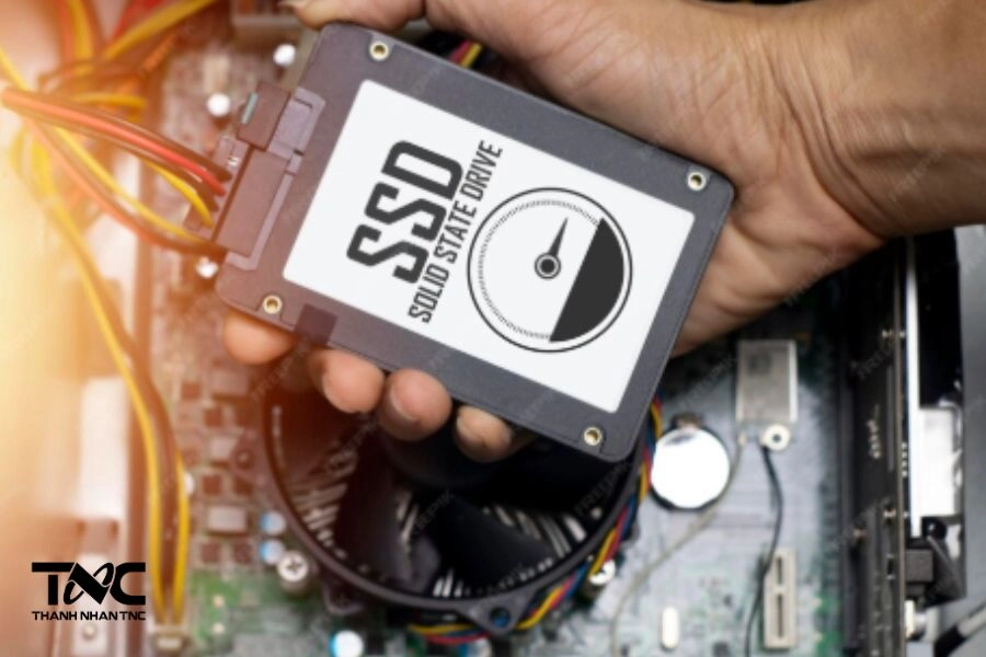thay ổ ssd cho laptop