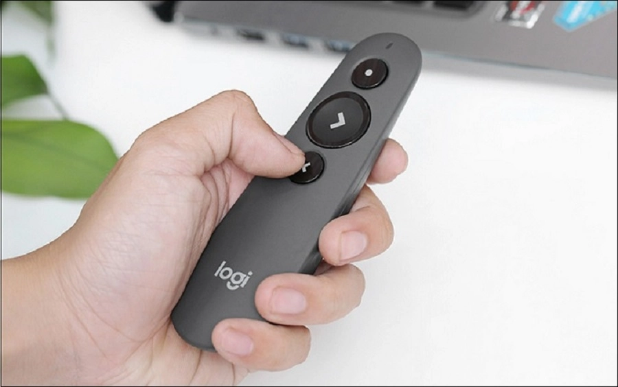 thiết bị trình chiếu 1