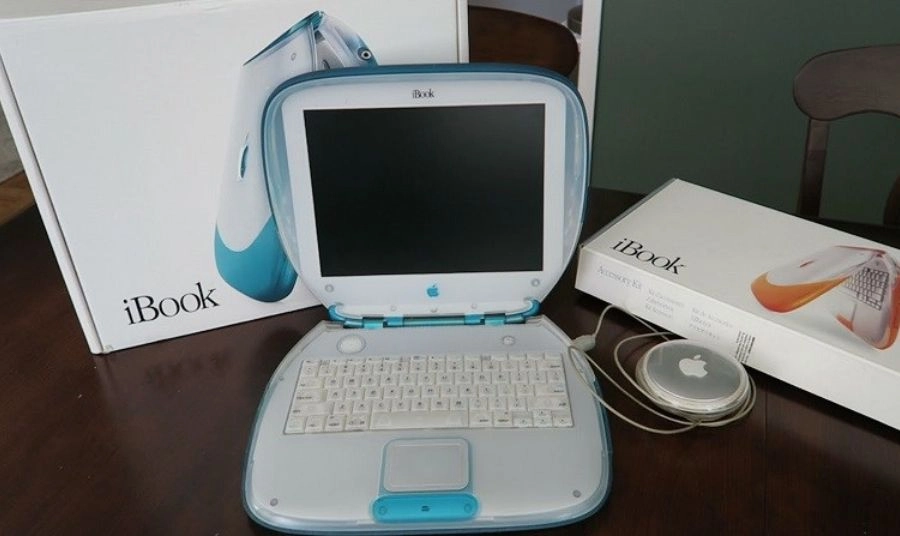 iBook G3 (1999) — Laptop không dây đầu tiên