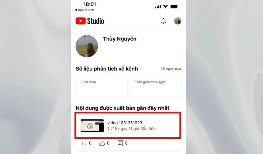 Cách bật bình luận bằng ứng dụng YouTube Studio trên điện thoại