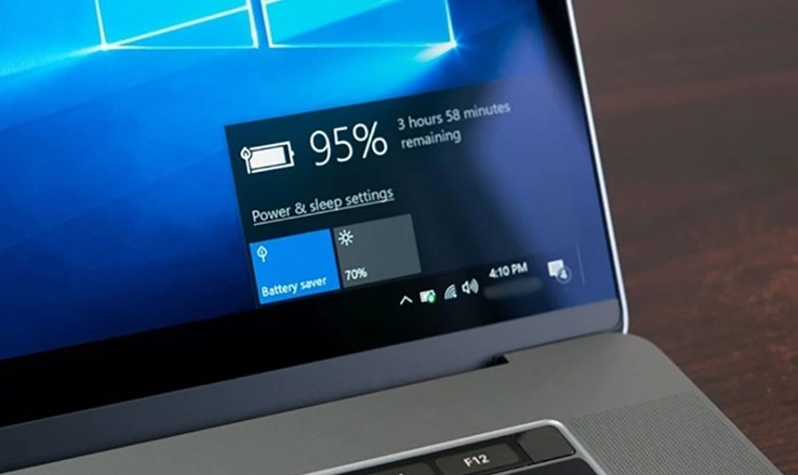 Phân biệt laptop pin sạc không đầy và sạc không vào