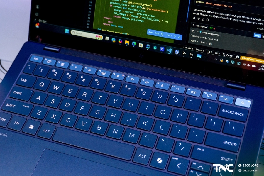 Trải nghiệm bàn phím và điểm trừ ở Touchpad Trải nghiệm bàn phím và điểm trừ ở Touchpad