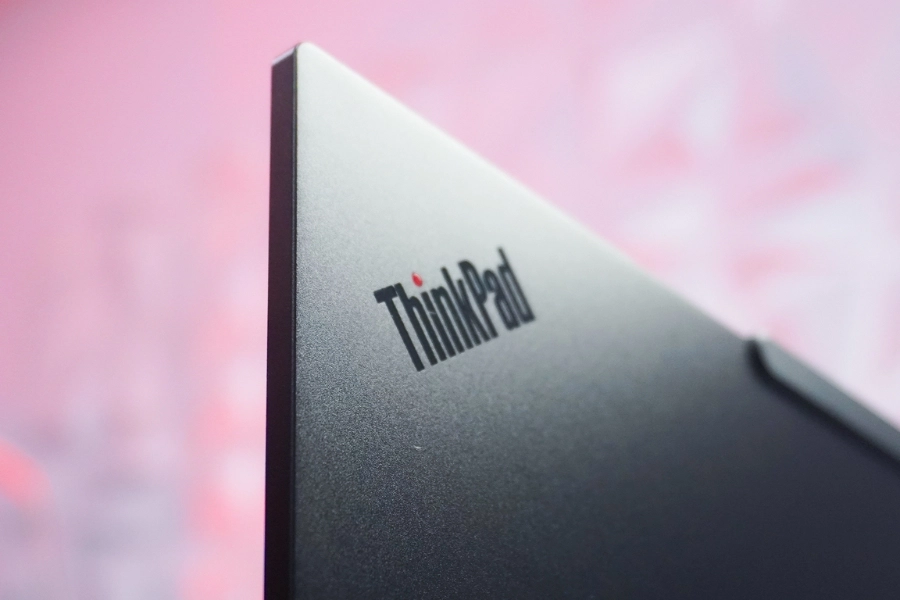 Thiết kế Lenovo ThinkPad P14s Gen 6: Truyền thống cùng cải tiến mới