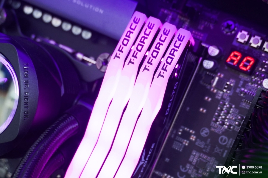 Dung lượng RAM khổng lồ và giải pháp lưu trữ AI TOP SSD chuyên biệt Dung lượng RAM khổng lồ và giải pháp lưu trữ AI TOP SSD chuyên biệt