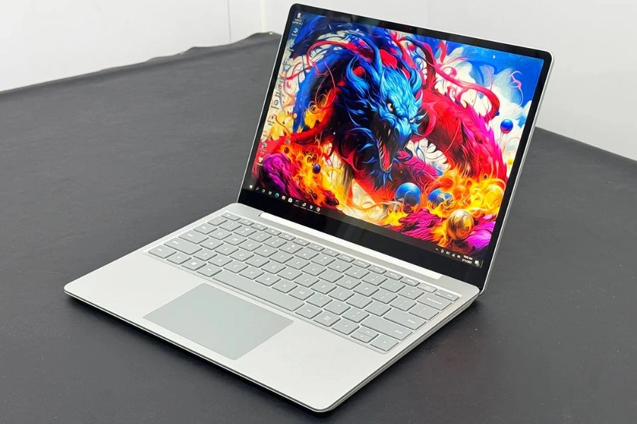 Surface Laptop Go được trang bị màn hình cảm ứng PixelSense 12.4 inch Surface Laptop Go được trang bị màn hình cảm ứng PixelSense 12.4 inchSurface Laptop Go được trang bị màn hình cảm ứng PixelSense 12.4 inch