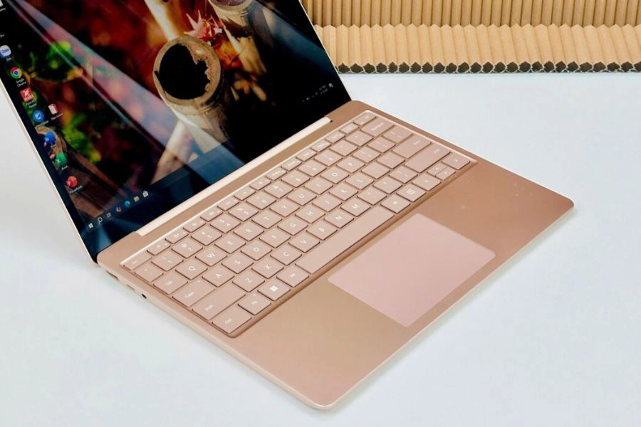 Bàn phím Trackpad rộng rãi Bàn phím Trackpad rộng rãi