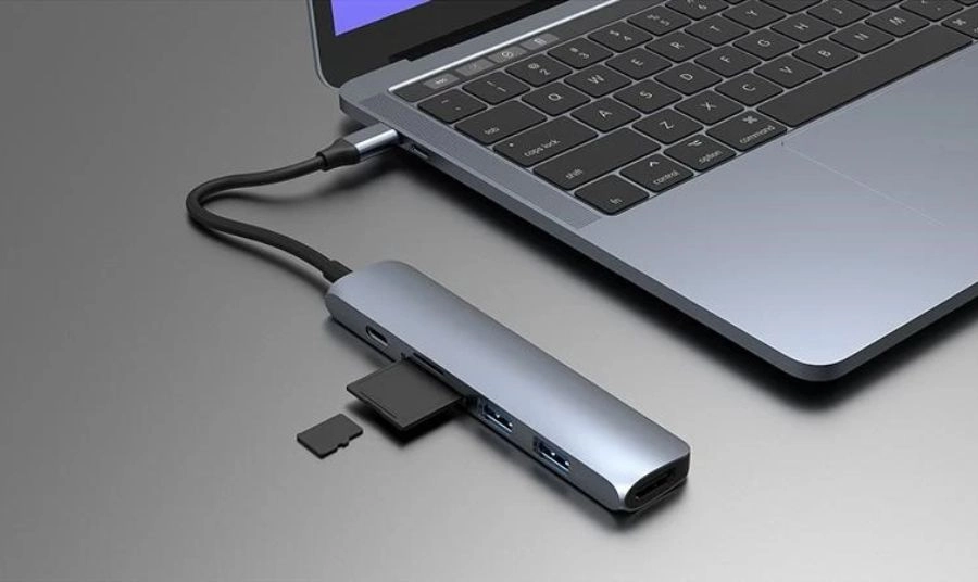 Cổng kết nối của MacBook Neo, MacBook Air M5 và MacBook Pro M5