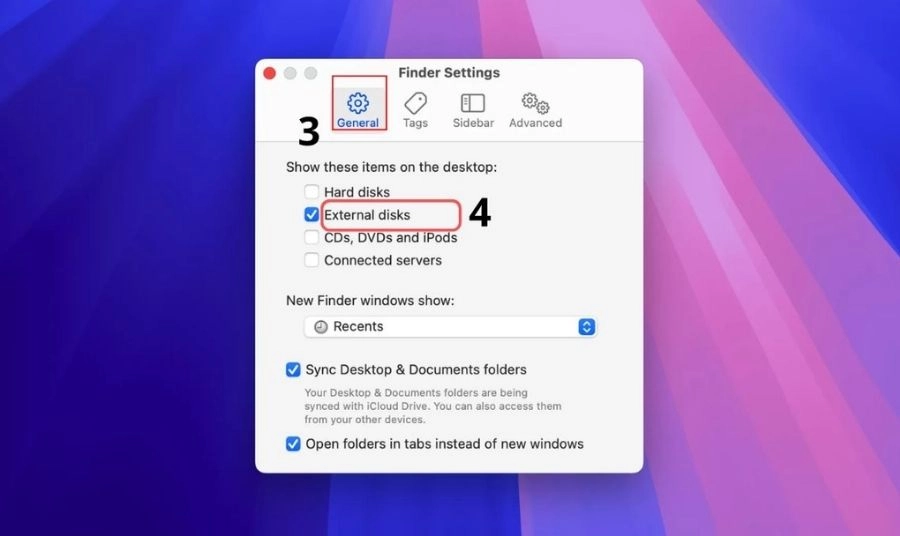 Chuyển sang tab Thanh bên, tiếp tục bật Đĩa ngoài để hiển thị USB trong thanh Finder