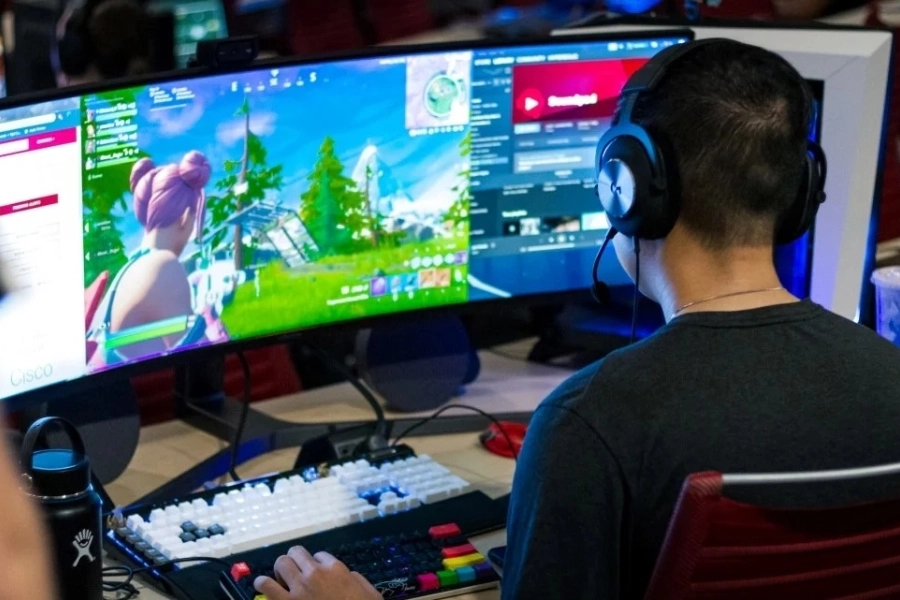 Các trường hợp người chơi game online đối diện nguy cơ bị xử phạt hành chính Các trường hợp người chơi game online đối diện nguy cơ bị xử phạt hành chính