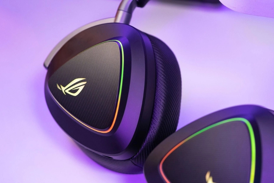 Tại sao game thủ nên sở hữu một chiếc tai nghe gaming chuyên dụng?