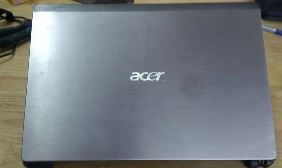5 Dấu Hiệu Cho Thấy Bạn Cần Thay Vỏ Laptop Acer Ngay