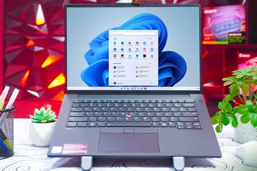 Laptop Lenovo ThinkPad E14 Gen 7 21T90023VN Laptop Lenovo ThinkPad E14 Gen 7 21T90023VN