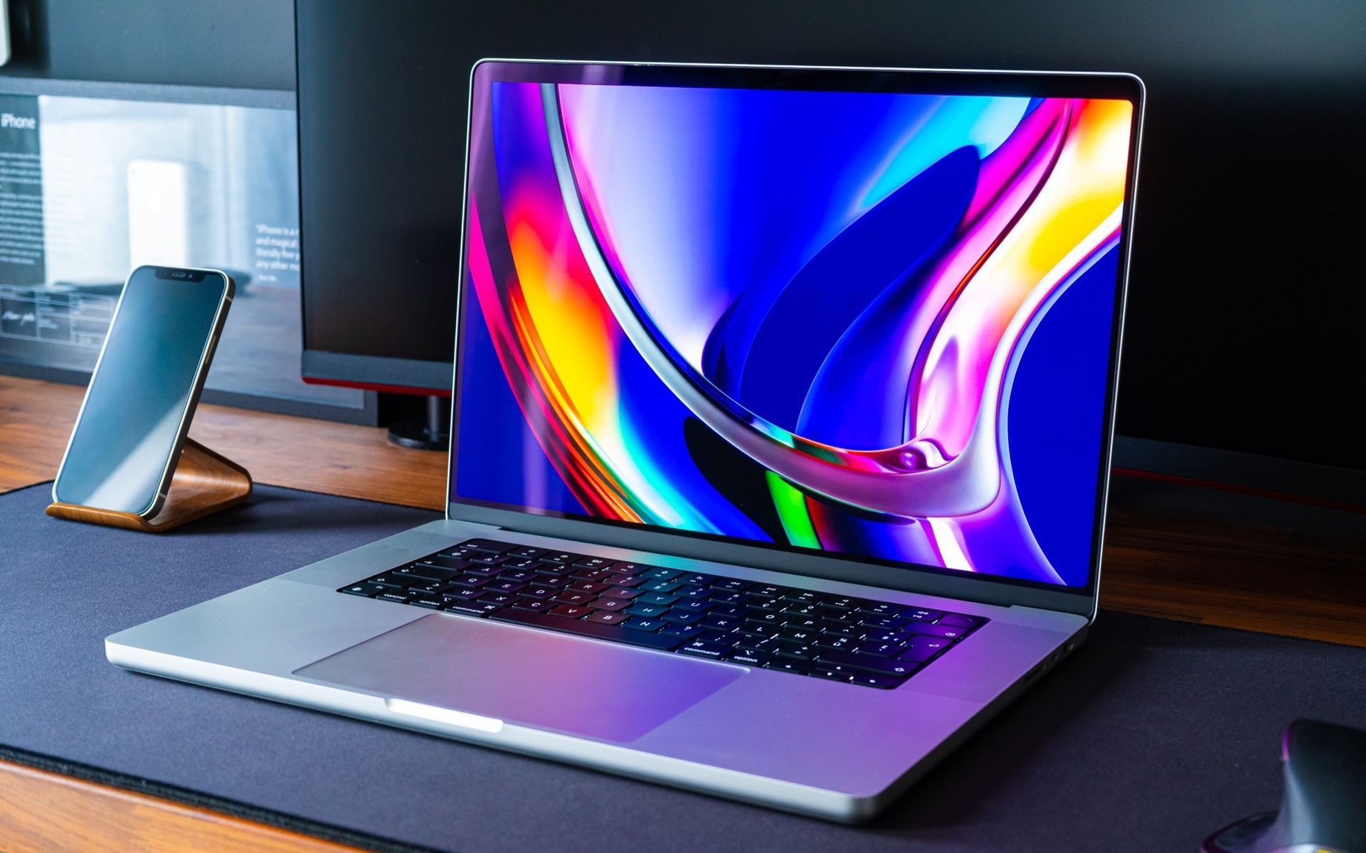 Ipad và Macbook sẽ có tấm nền OLED giúp tiết kiệm pin hơn Viết bởi
