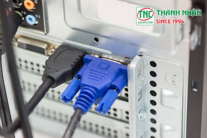 máy tính bị đen màn hình