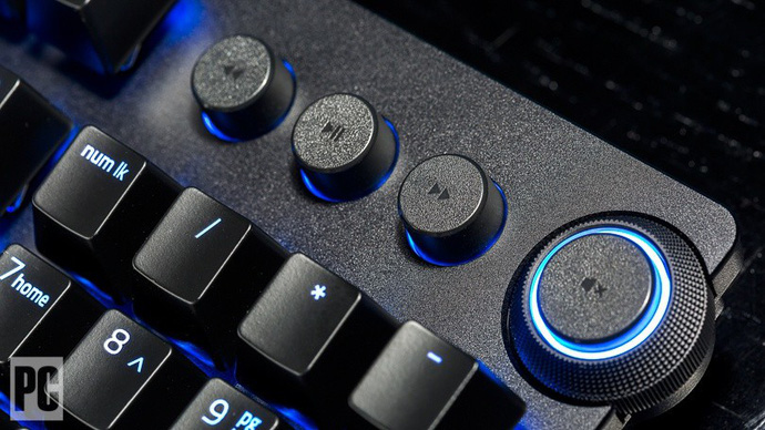 Đánh giá Razer Huntsman Elite: bàn phím gaming với tốc độ ánh sáng