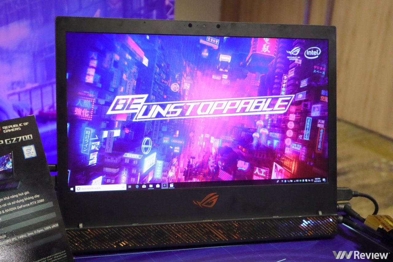 Laptop gaming ASUS ROG Mothership về Việt Nam