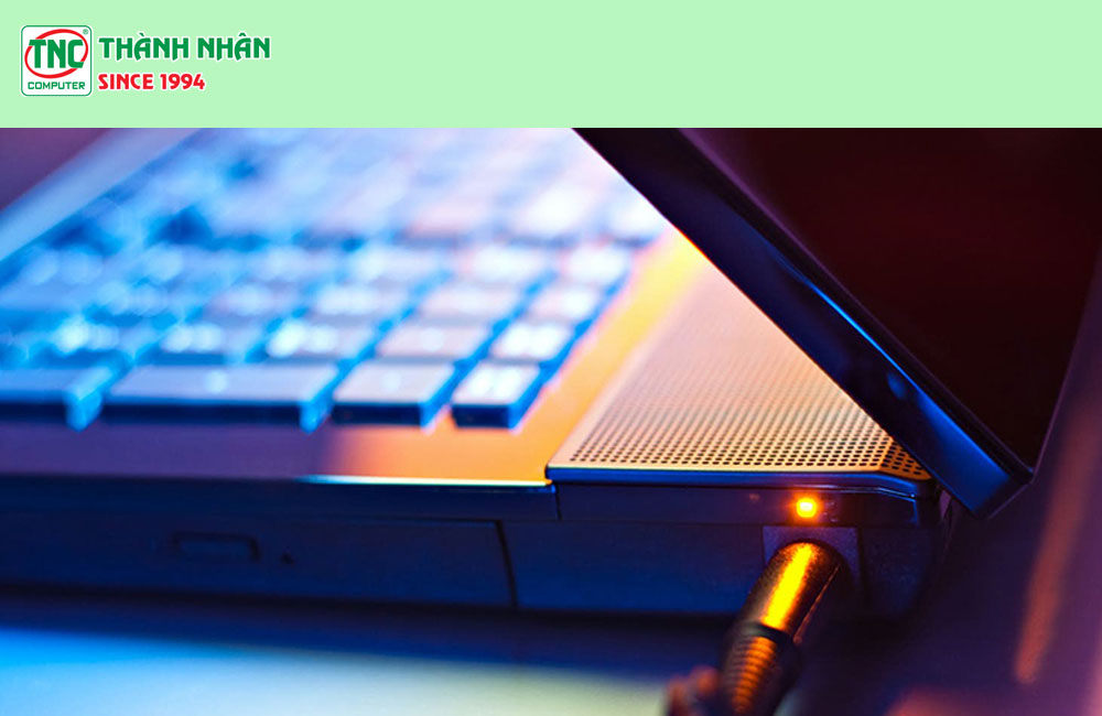 máy tính bật nguồn ko lên