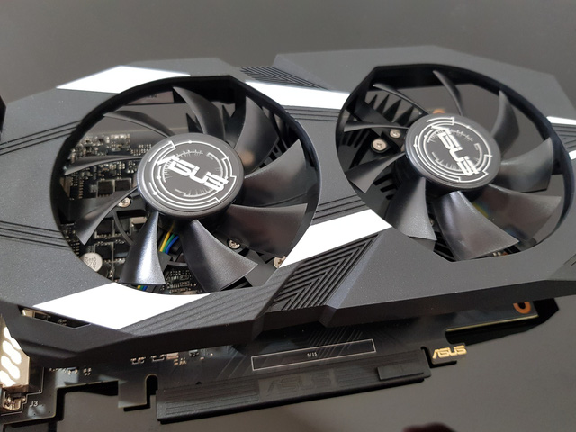 Asus GTX 1650 Dual: Card đồ họa không nguồn phụ mạnh nhất thế giới