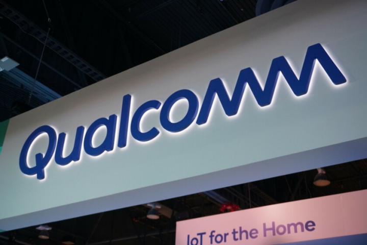 Qualcomm hợp tác Lenovo ra mắt máy tính 5G đầu tiên trên thế giới
