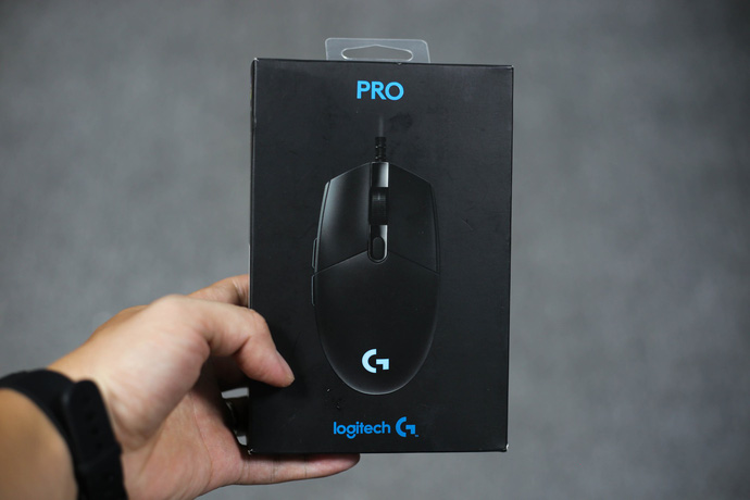 Đánh giá chuột chơi game Logitech G-Pro Hero