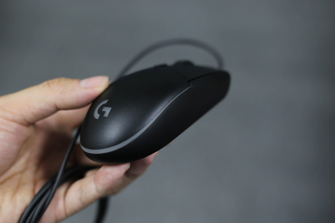 Đánh giá chuột chơi game Logitech G-Pro Hero