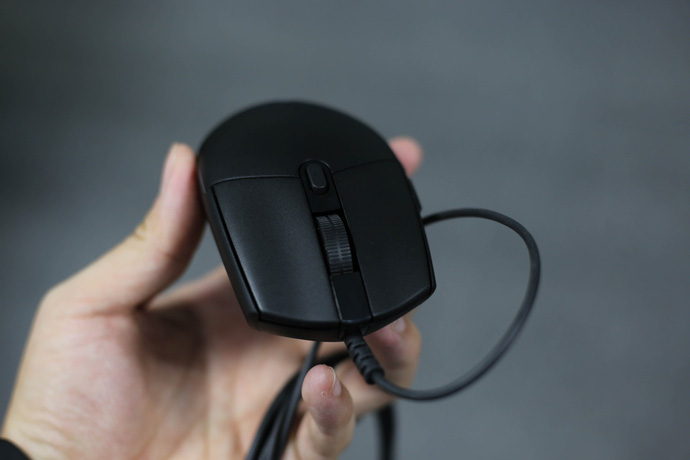 Đánh giá chuột chơi game Logitech G-Pro Hero