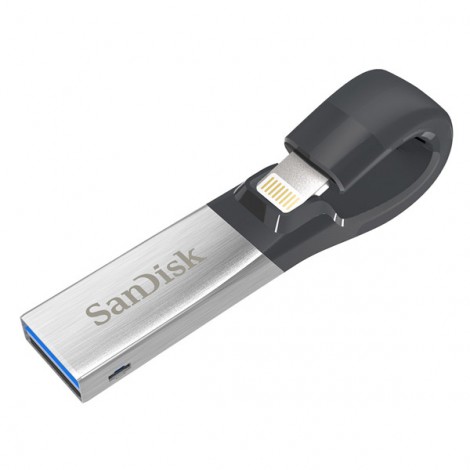 USB 32GB SanDisk iXpand flash drive SDIX30N-032G-PN6NN