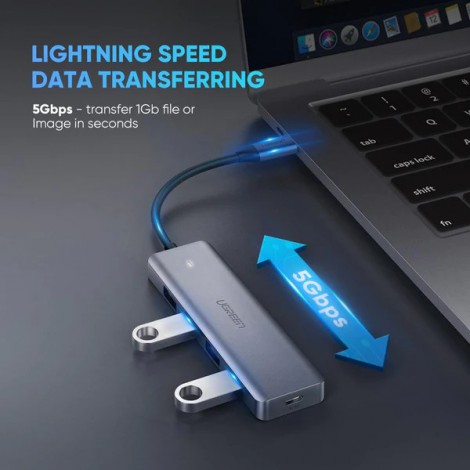 Hub USB Type-C sang 4 cổng USB 3.0 Ugreen 70336, có cổng trợ nguồn Micro USB