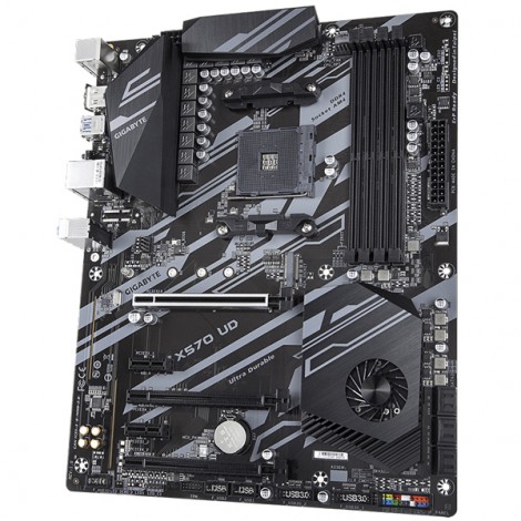 Mainboard Gigabyte X570-UD