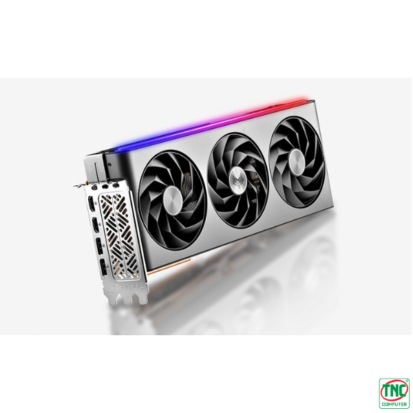 Card Màn Hình SAPPHIRE NITRO+ RX 7800 XT GAMING OC 16GB sở hữu cổng xuất hình đa dạng Card Màn Hình SAPPHIRE NITRO+ RX 7800 XT GAMING OC 16GB sở hữu cổng xuất hình đa dạng