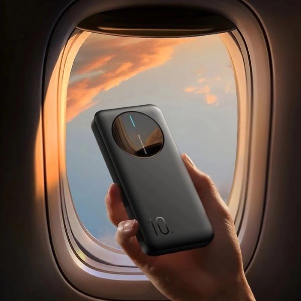 sac-du-phong-joyroom-10000mah-22.5w-jr-pbf12-den4