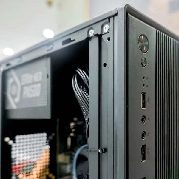 Hiệu năng mạnh mẽ của Máy bộ TNC Văn Phòng I5512W